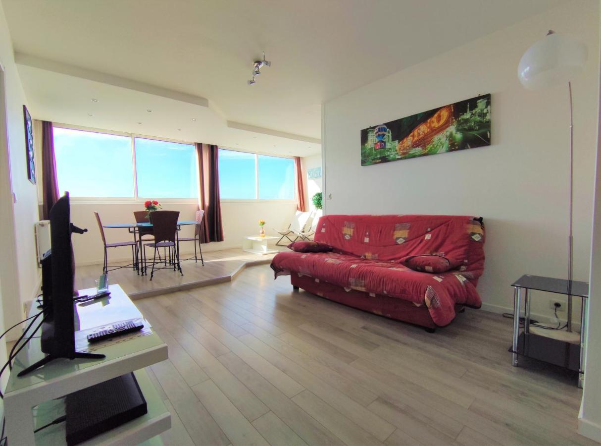 6 Appartements Et 4 Adresses A Mi-Chemin Entre Le Vieux Port Et L Ile De Re La Rochelle  Exterior foto
