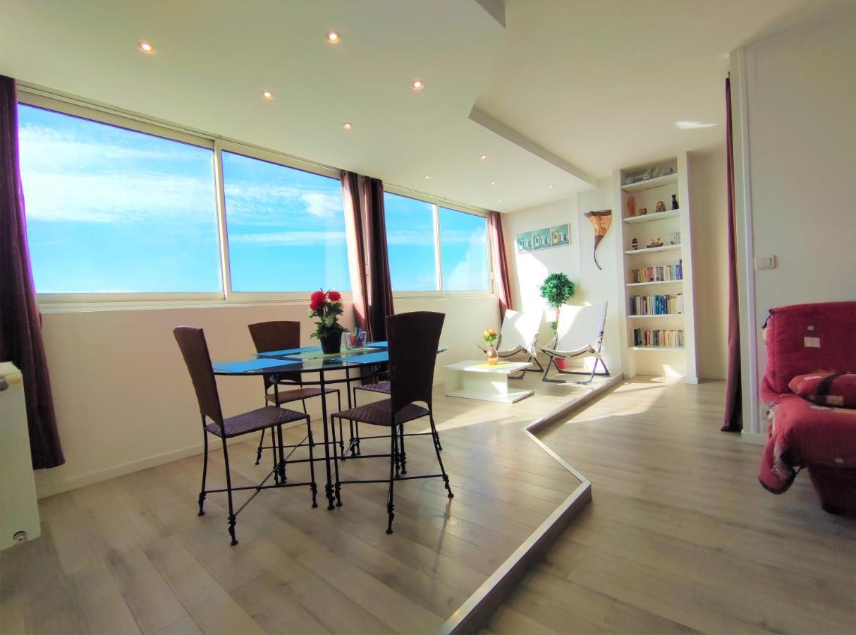 6 Appartements Et 4 Adresses A Mi-Chemin Entre Le Vieux Port Et L Ile De Re La Rochelle  Exterior foto