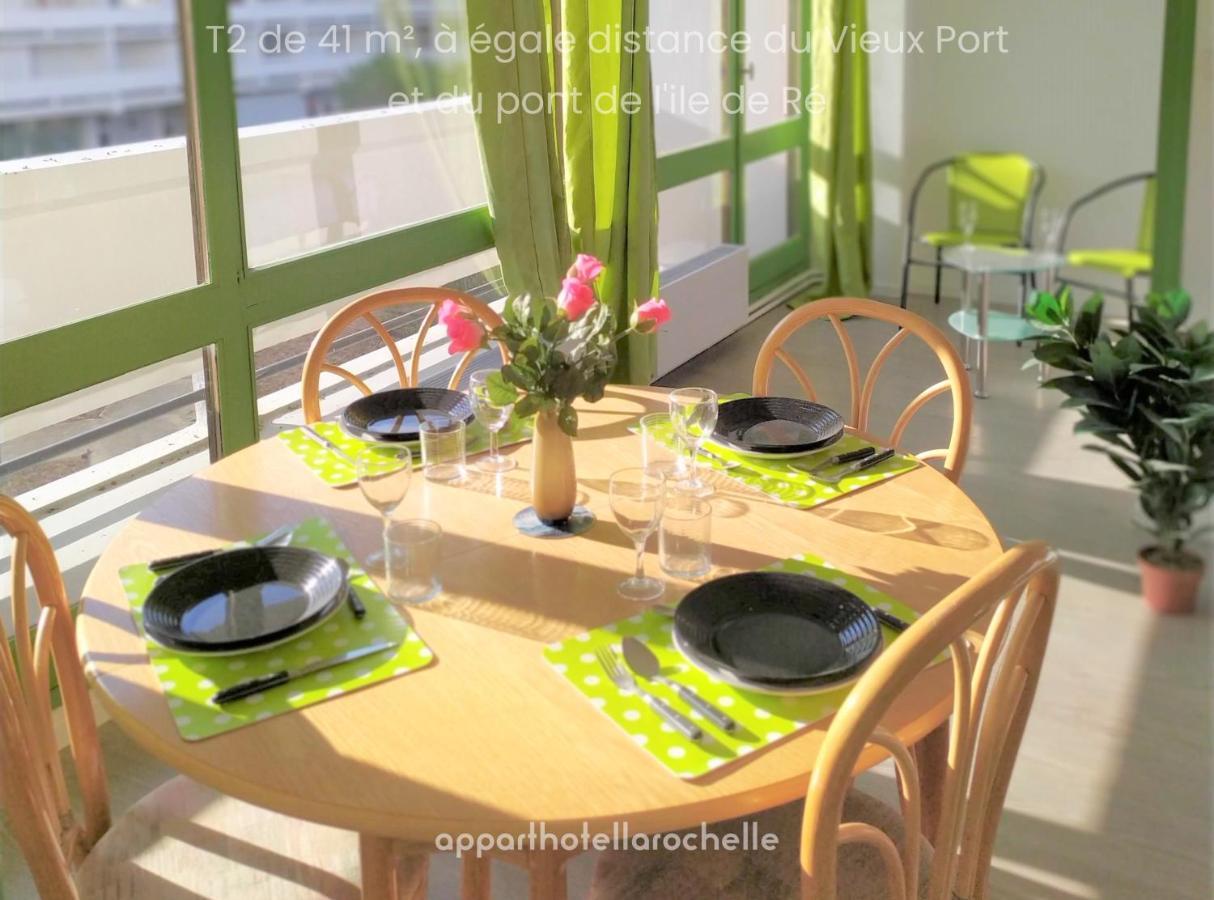 6 Appartements Et 4 Adresses A Mi-Chemin Entre Le Vieux Port Et L Ile De Re La Rochelle  Exterior foto