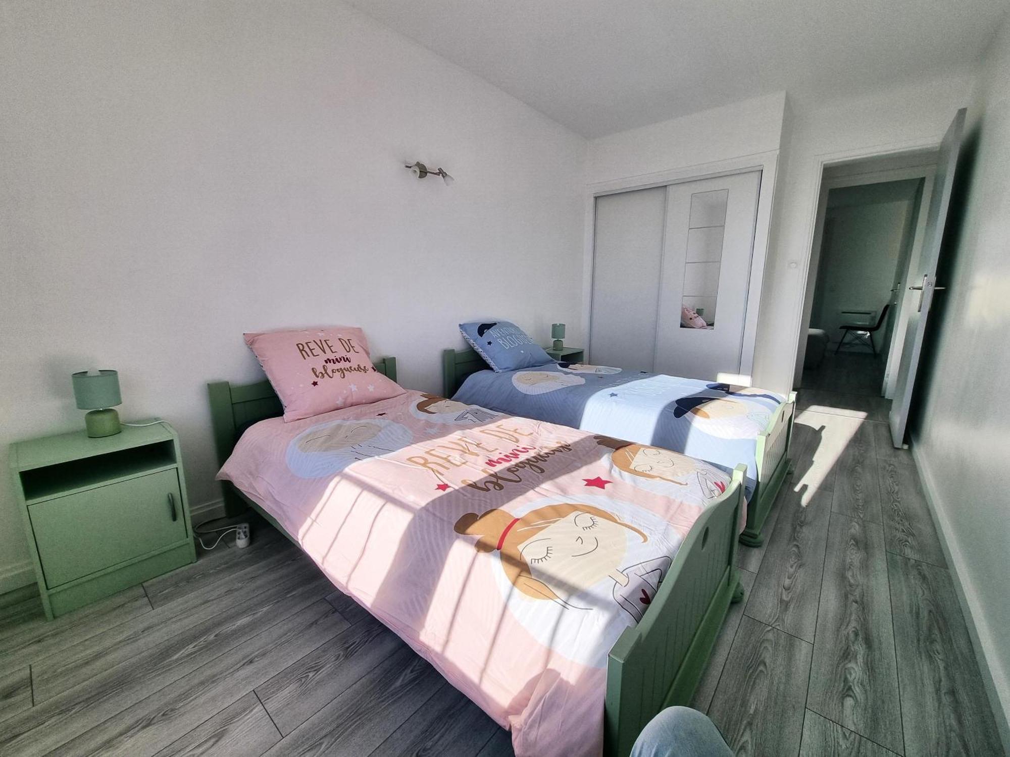 6 Appartements Et 4 Adresses A Mi-Chemin Entre Le Vieux Port Et L Ile De Re La Rochelle  Exterior foto