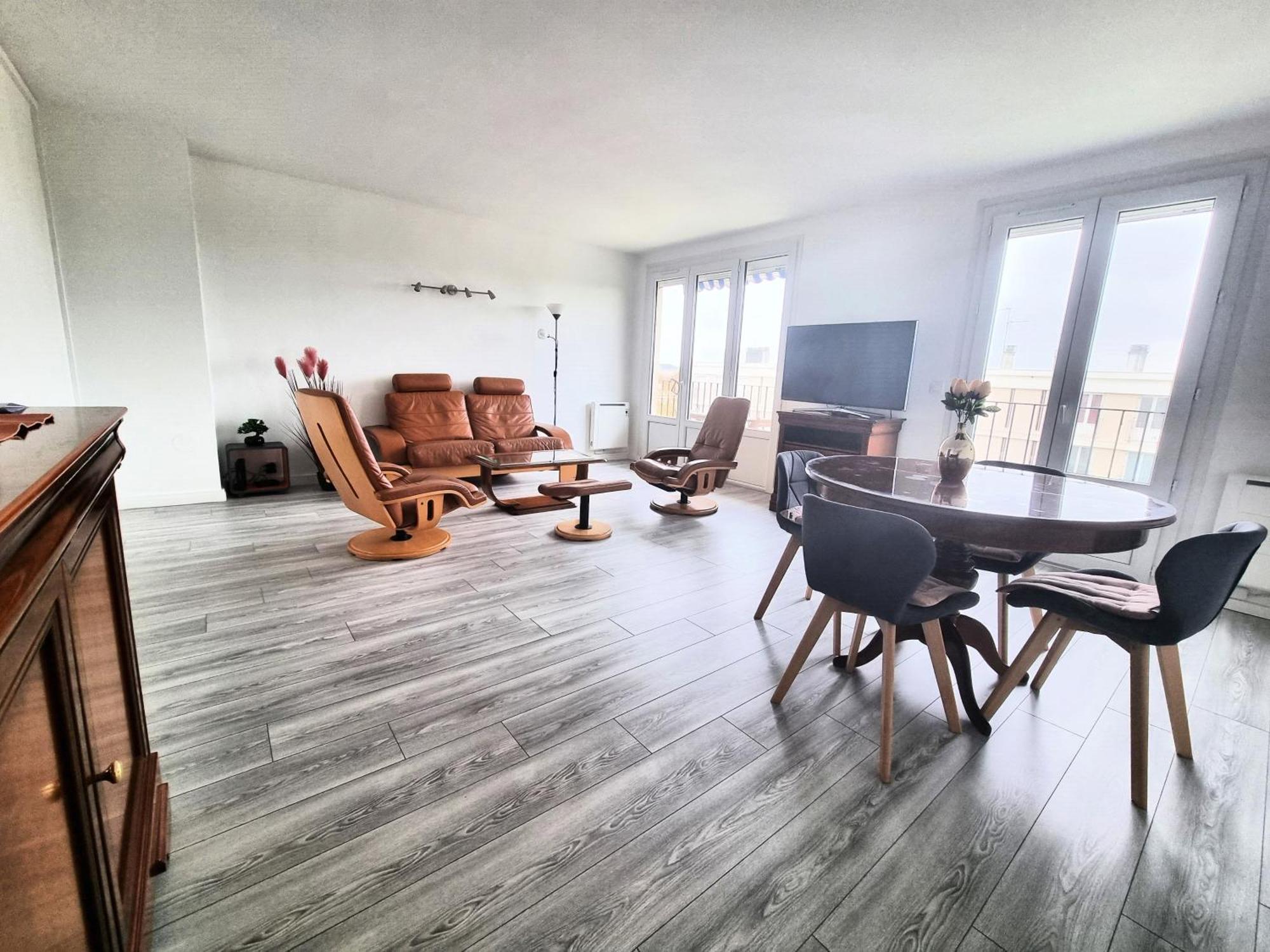 6 Appartements Et 4 Adresses A Mi-Chemin Entre Le Vieux Port Et L Ile De Re La Rochelle  Exterior foto