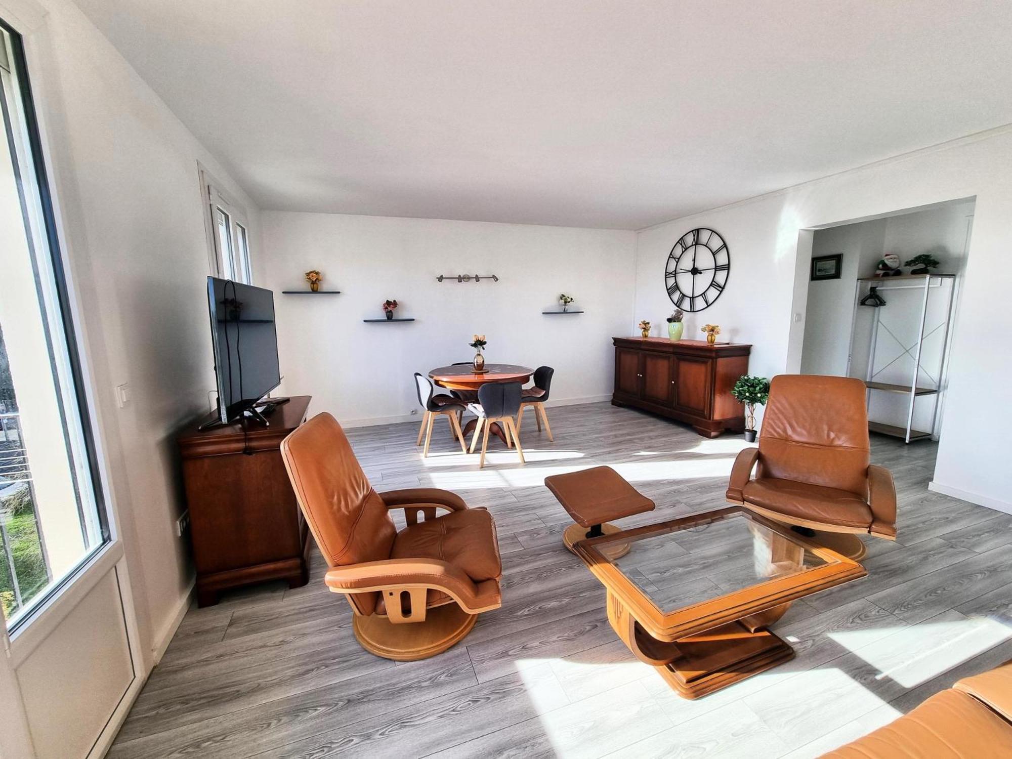 6 Appartements Et 4 Adresses A Mi-Chemin Entre Le Vieux Port Et L Ile De Re La Rochelle  Exterior foto
